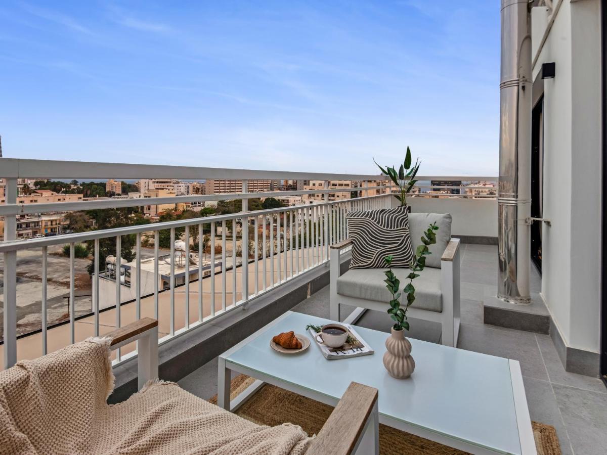 Sanders Coral Court Penthouse - Cute 3-Bedroom Apartment With Balcony Limassol Exterior foto